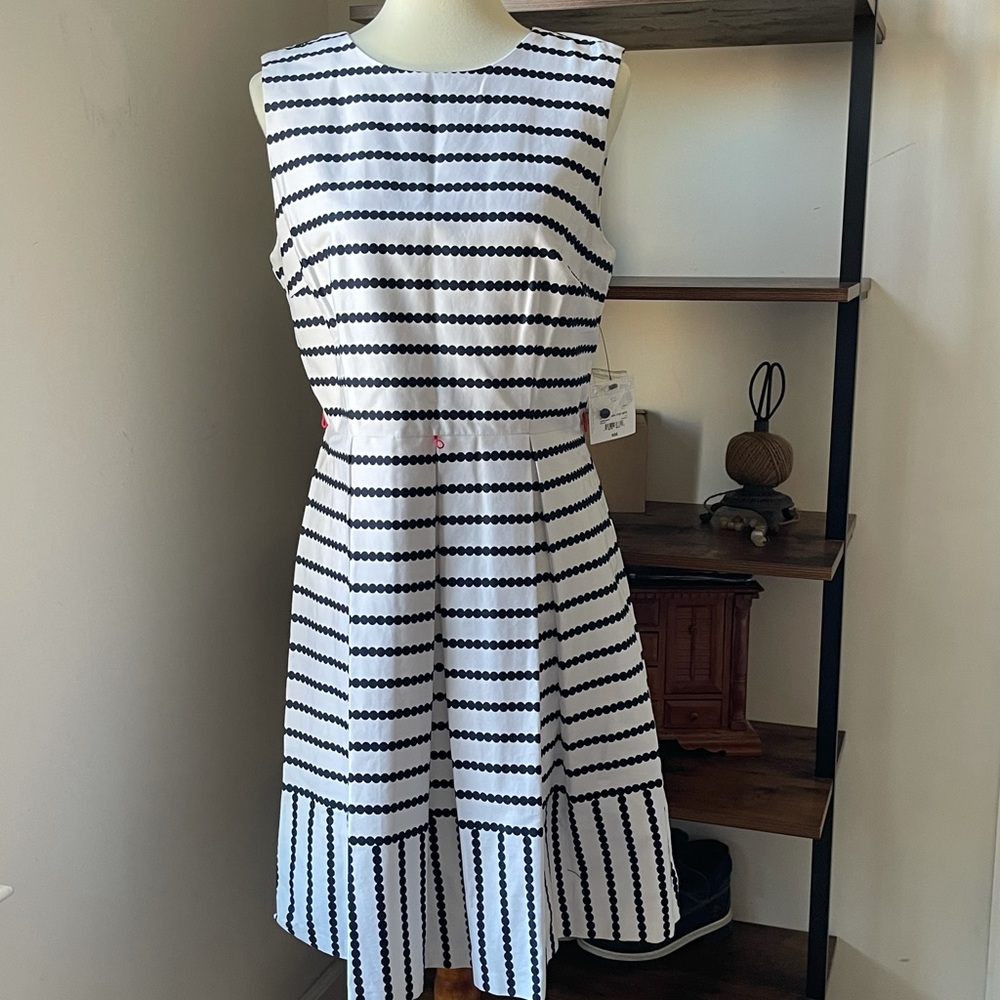 BNWT Liz Claiborne Dress Women’s Size 12